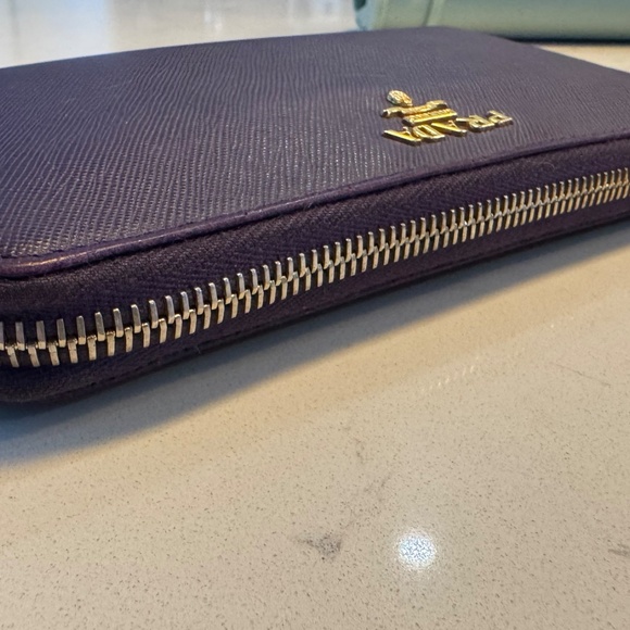 Saffiano Metal Prada Wallet Viola Color - Picture 7 of 7